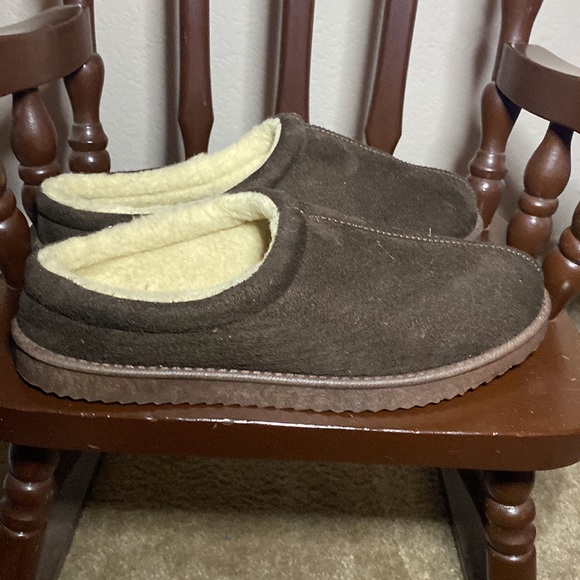 Men’s Brown Banana Republic Slippers - Picture 4 of 7